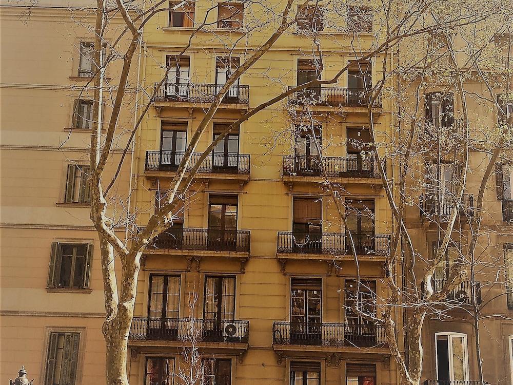 Stopbarcelona Universidad Apartments Extérieur photo