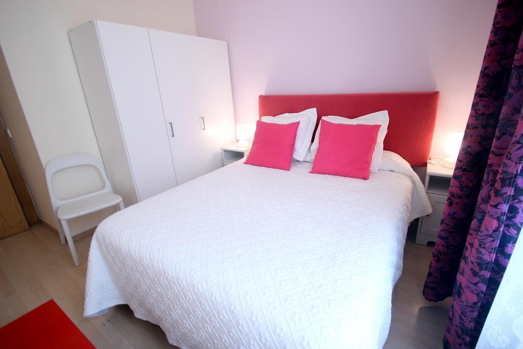 Stopbarcelona Universidad Apartments Chambre photo