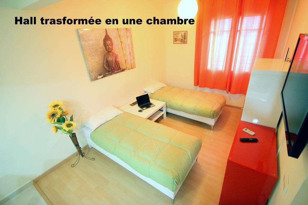 Stopbarcelona Universidad Apartments Chambre photo