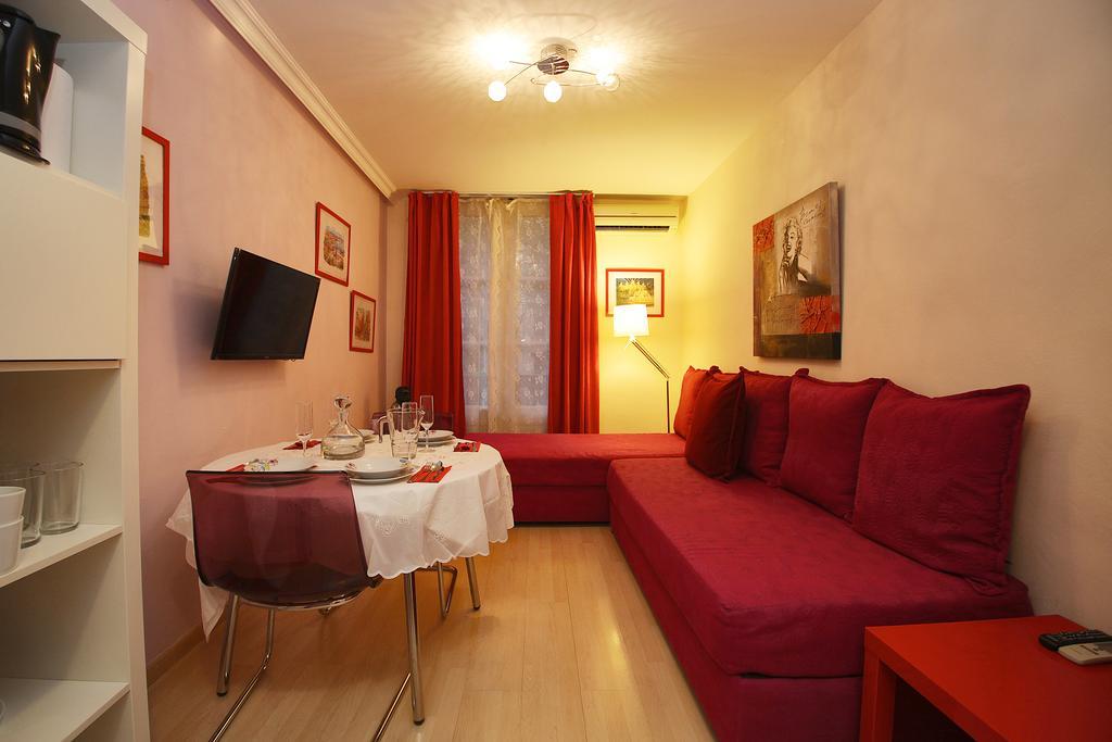 Stopbarcelona Universidad Apartments Extérieur photo