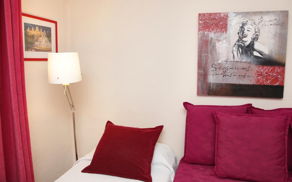 Stopbarcelona Universidad Apartments Extérieur photo