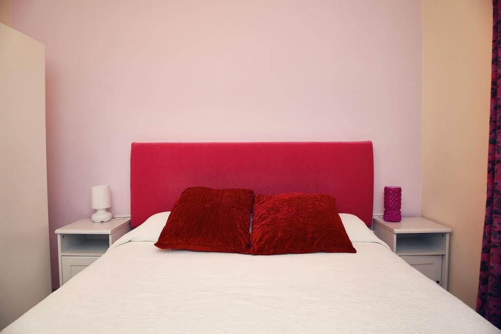 Stopbarcelona Universidad Apartments Extérieur photo