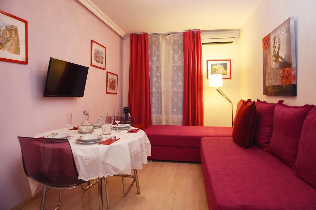 Stopbarcelona Universidad Apartments Extérieur photo